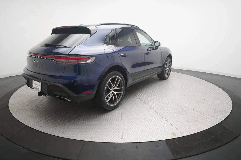 2022 Porsche Macan - Image 5 of 5