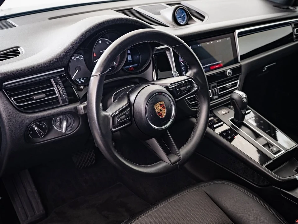2022 Porsche Macan - Image 4 of 21