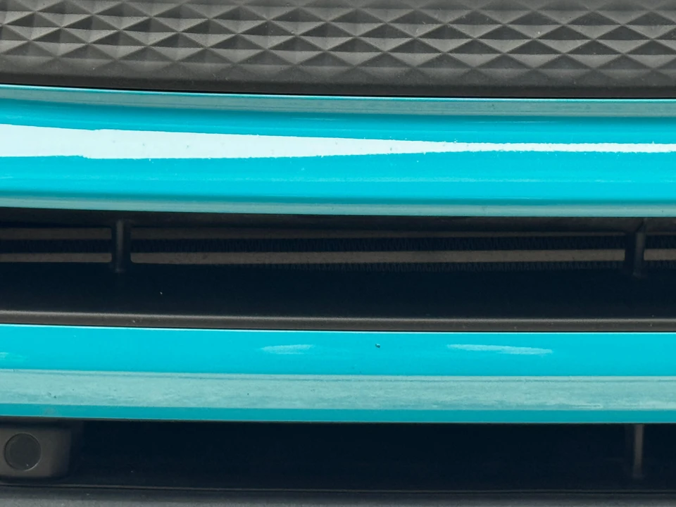 2022 Porsche Macan - Image 25 of 31