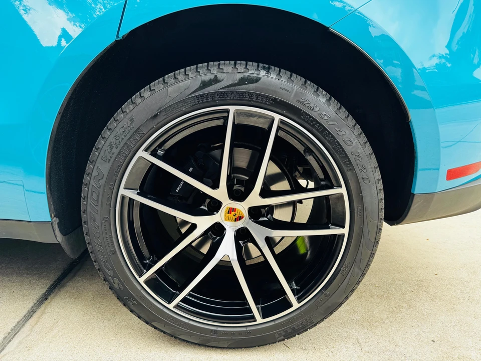 2022 Porsche Macan - Image 31 of 31