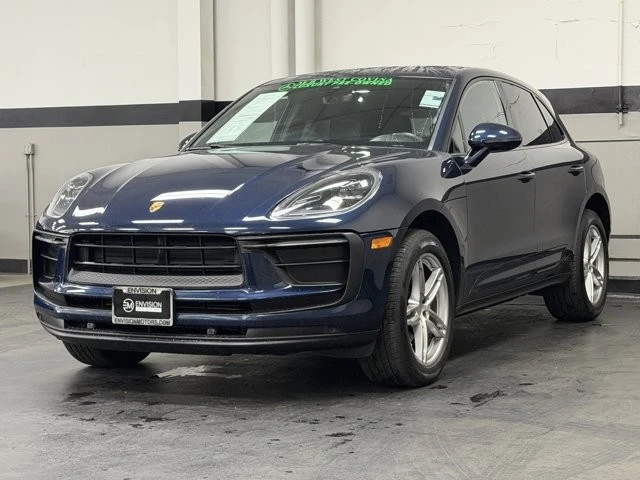 2022 Porsche Macan - Image 7 of 12