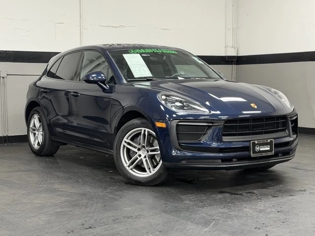 2022 Porsche Macan - Image 2 of 12