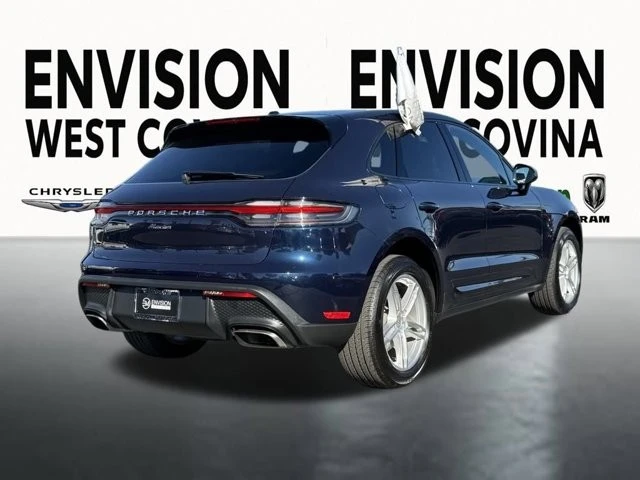2022 Porsche Macan - Image 8 of 12