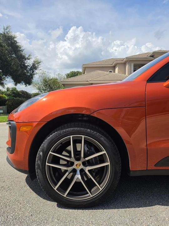 2022 Porsche Macan - Image 20 of 31