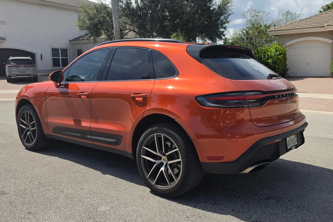 2022 Porsche Macan - Image 4 of 31