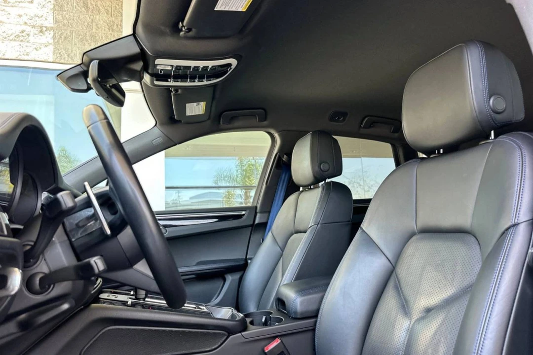 2022 Porsche Macan - Image 5 of 5