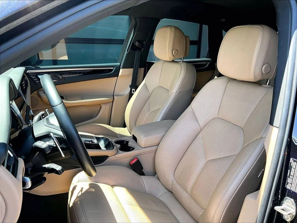 2022 Porsche Macan - Image 5 of 5