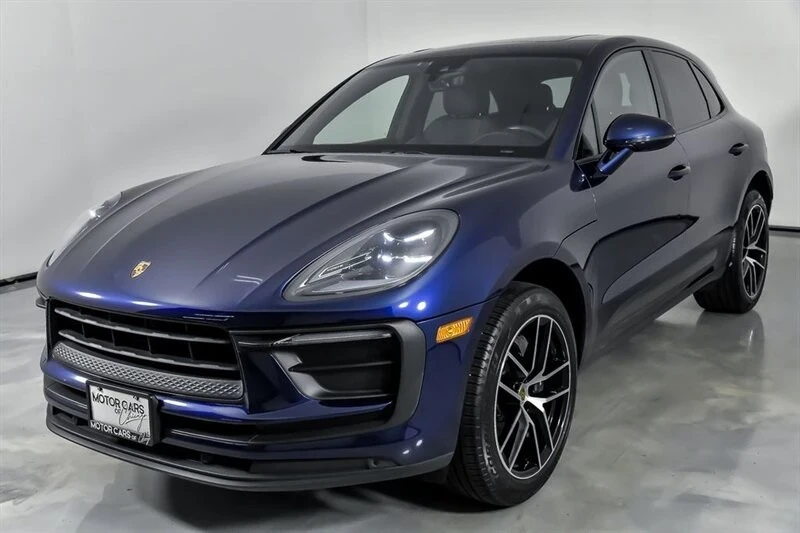 2022 Porsche Macan - Image 5 of 12