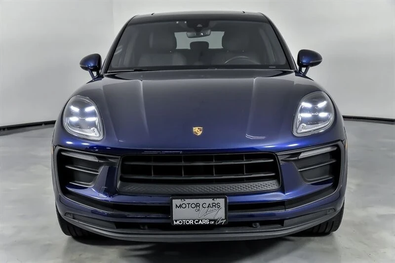 2022 Porsche Macan - Image 4 of 12