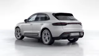 2022 Porsche Macan - Image 17 of 31