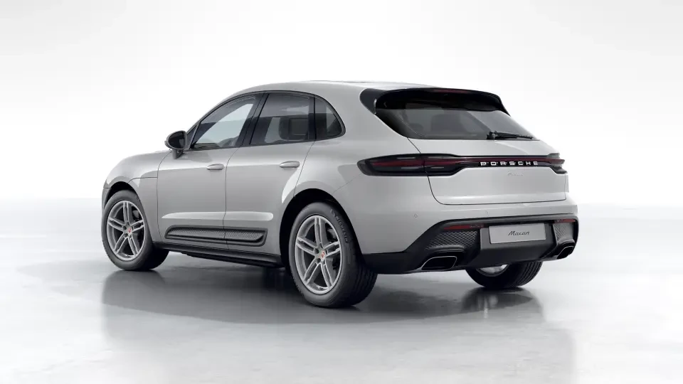 2022 Porsche Macan - Image 23 of 31