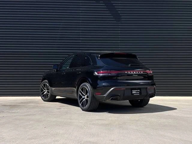 2022 Porsche Macan - Image 3 of 5