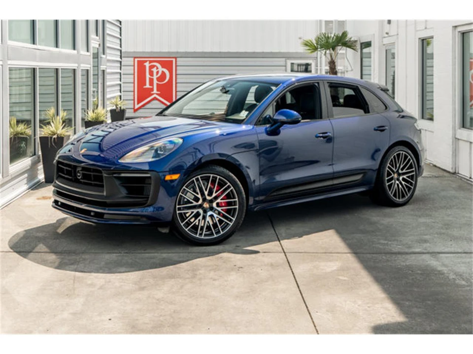 2022 Porsche Macan - Image 2 of 12