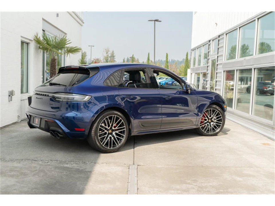 2022 Porsche Macan - Image 7 of 12
