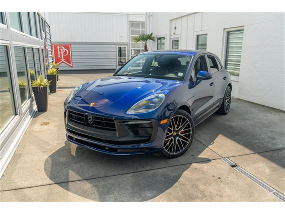 2022 Porsche Macan - Image 3 of 12