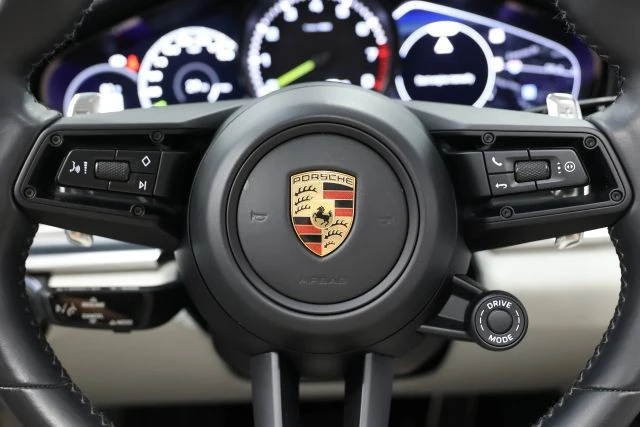 2022 Porsche 971 Panamera - Image 27 of 31