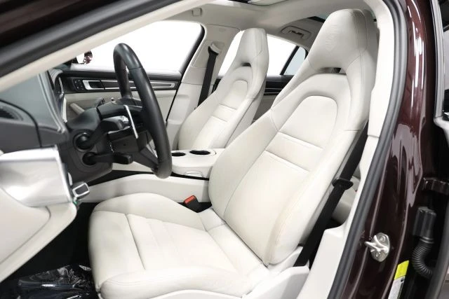 2022 Porsche 971 Panamera - Image 18 of 31