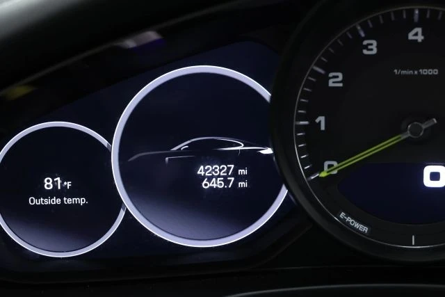 2022 Porsche 971 Panamera - Image 30 of 31