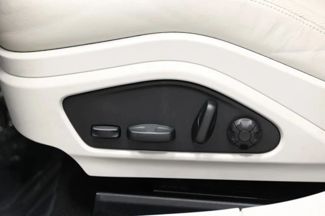 2022 Porsche 971 Panamera - Image 16 of 31