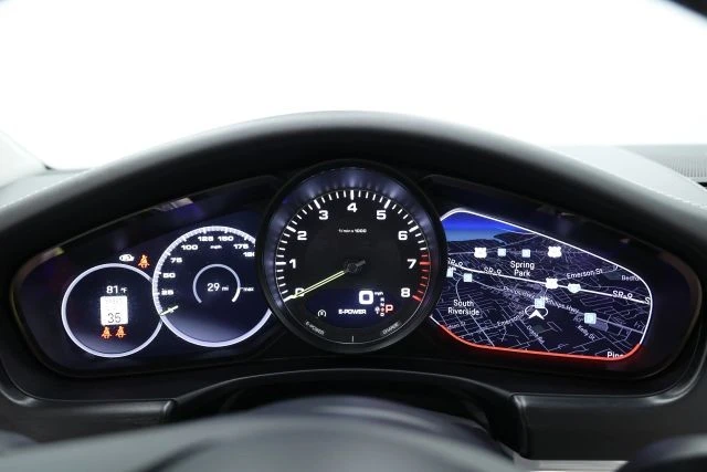 2022 Porsche 971 Panamera - Image 28 of 31