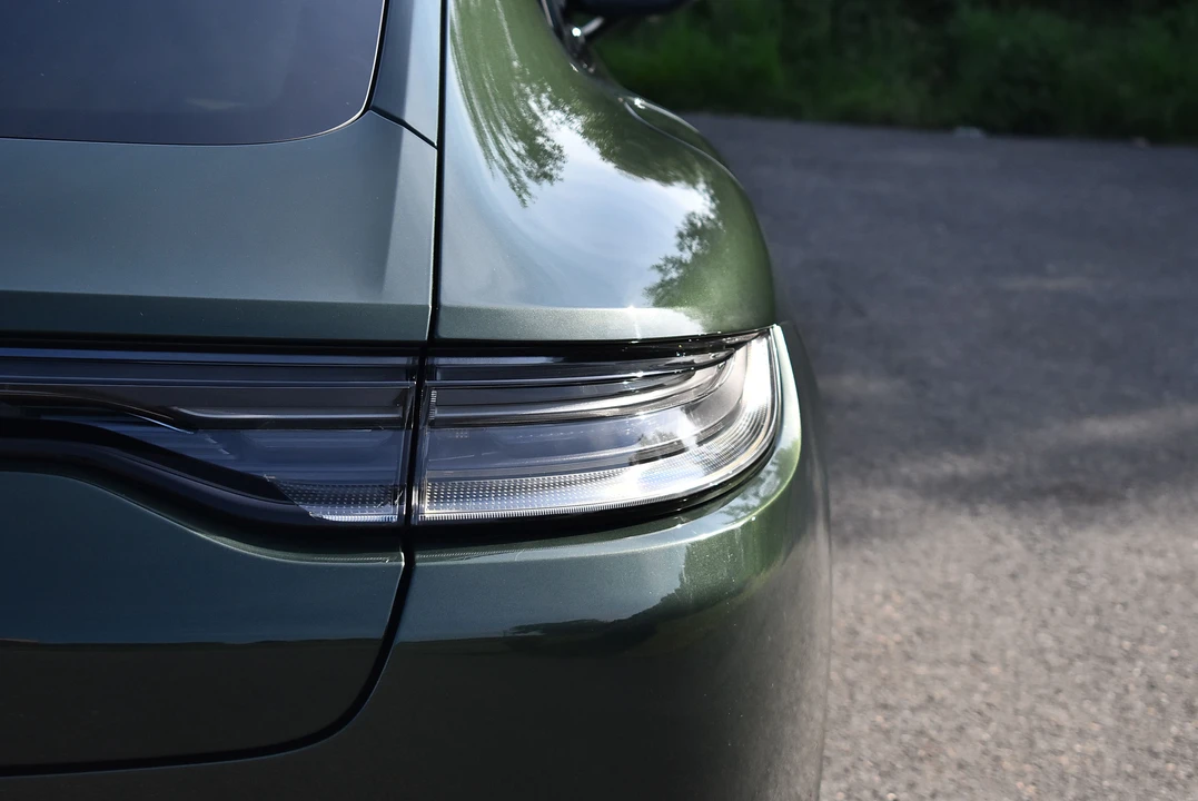 2022 Porsche 971 Panamera S - Image 20 of 31