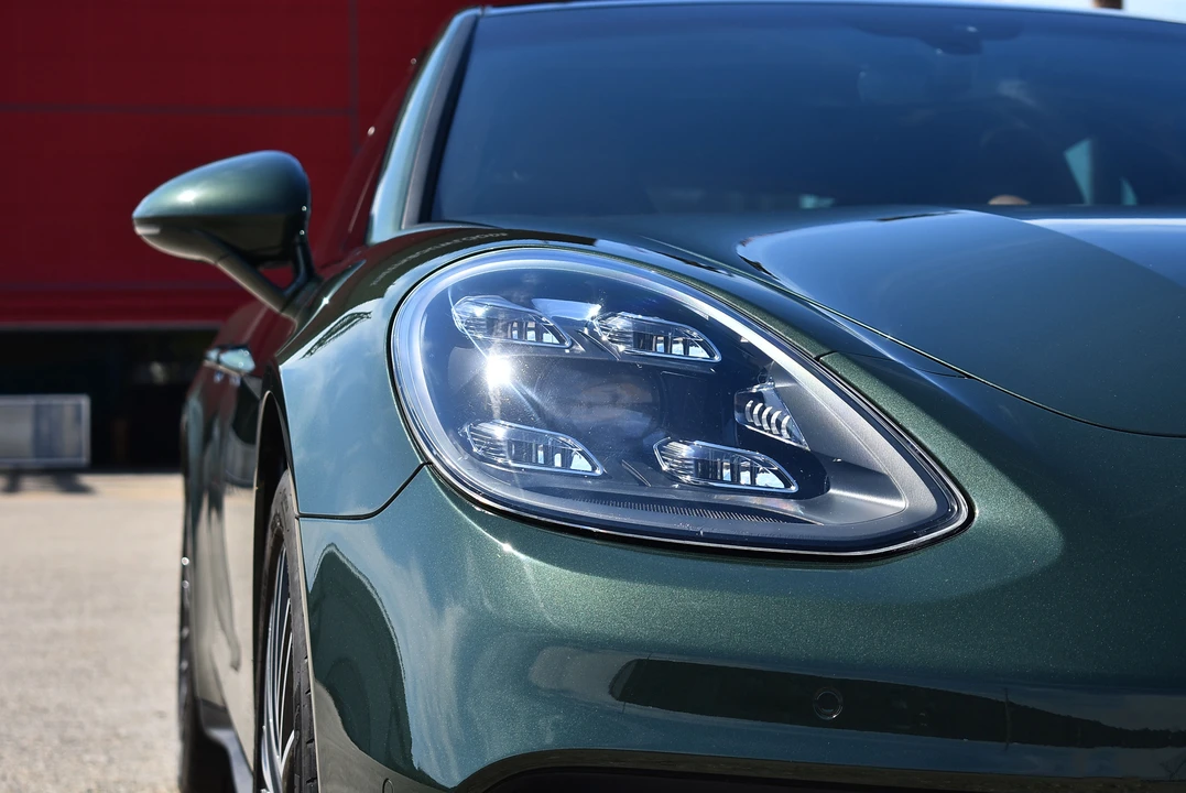 2022 Porsche 971 Panamera S - Image 23 of 31