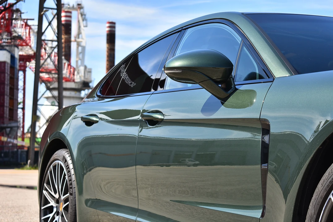 2022 Porsche 971 Panamera S - Image 24 of 31