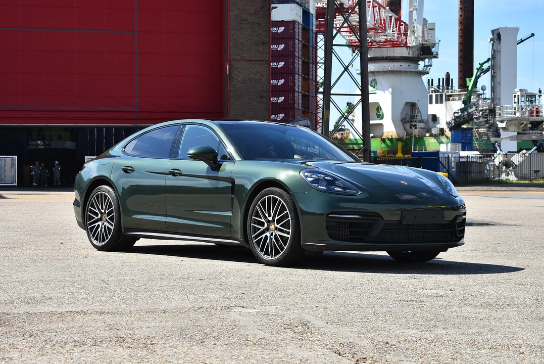 2022 Porsche 971 Panamera S - Image 8 of 31