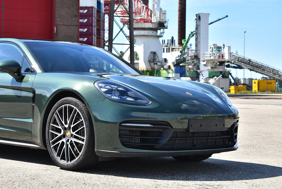 2022 Porsche 971 Panamera S - Image 28 of 31