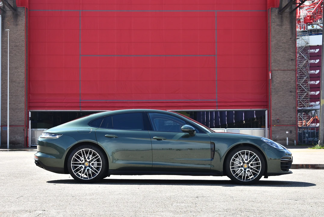 2022 Porsche 971 Panamera S - Image 7 of 31