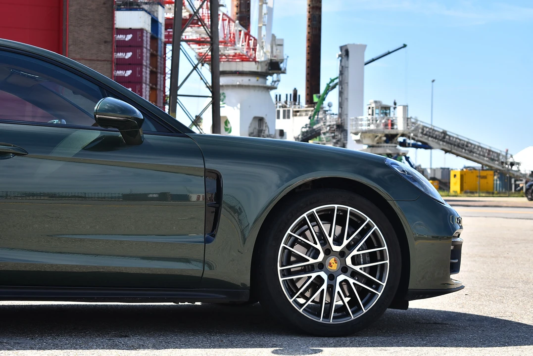 2022 Porsche 971 Panamera S - Image 30 of 31