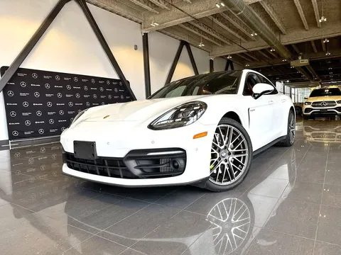2022 Porsche Panamera 4 E-Hybrid Sedan