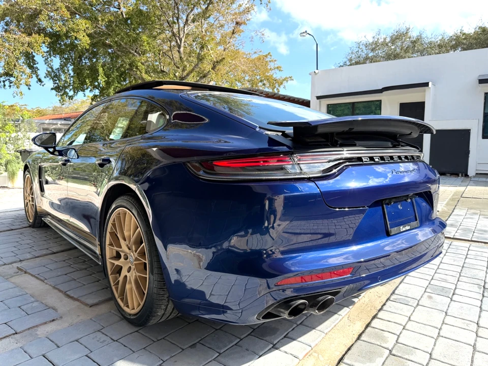2022 Porsche 971 Panamera - Image 18 of 21