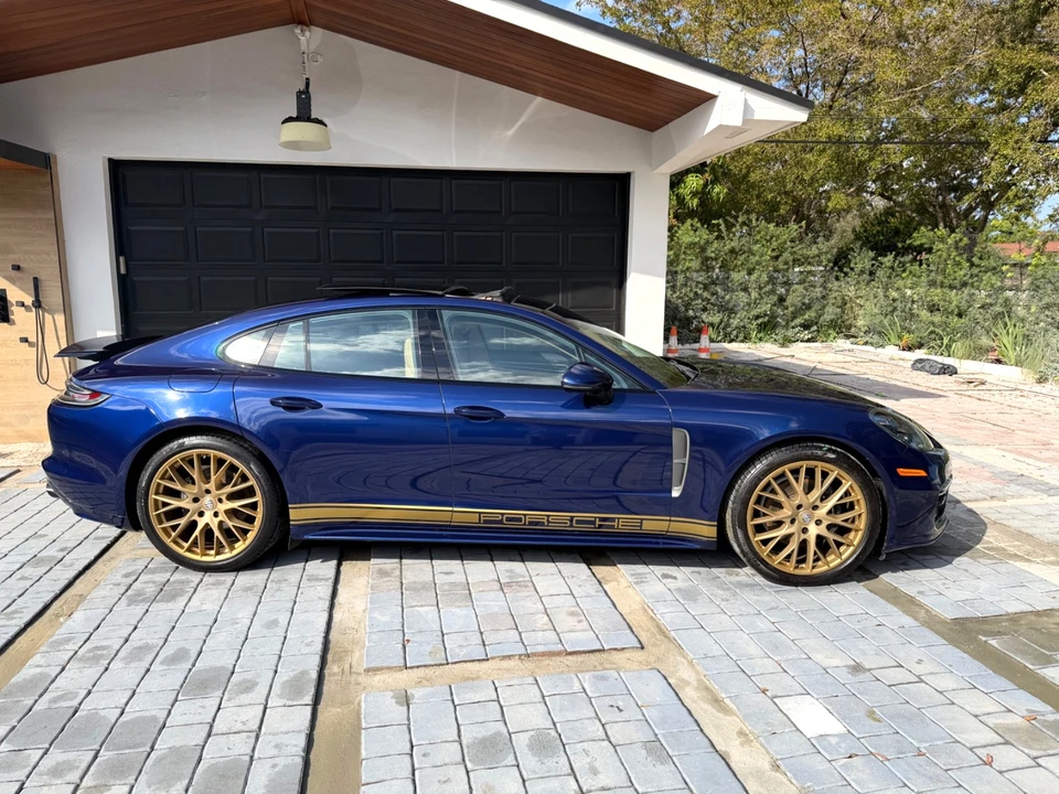 2022 Porsche 971 Panamera - Image 10 of 21