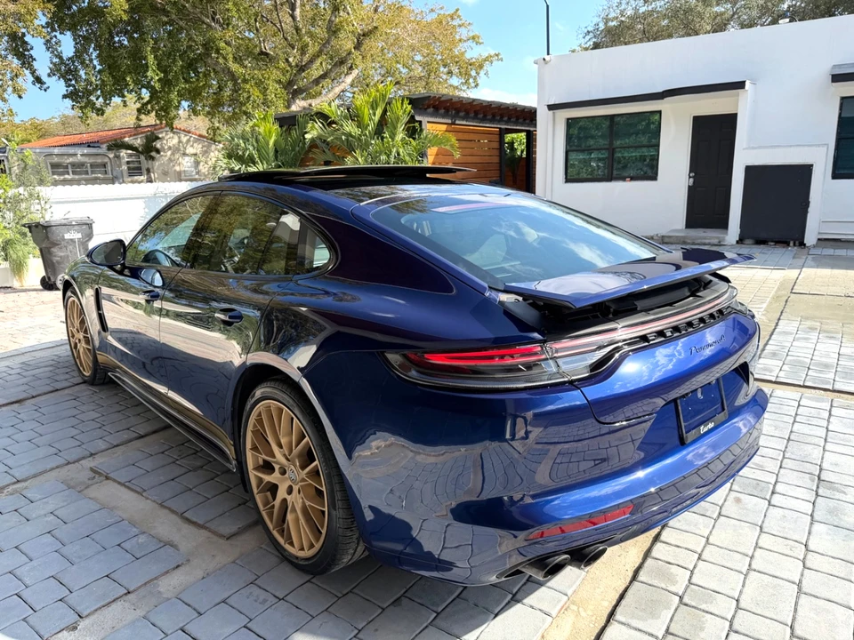 2022 Porsche 971 Panamera - Image 16 of 21