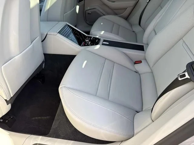 2022 Porsche 971 Panamera - Image 8 of 20