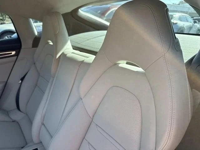 2022 Porsche 971 Panamera - Image 7 of 20