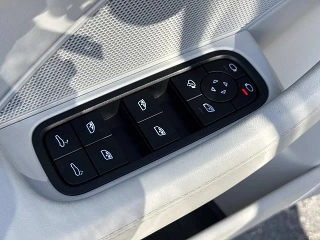2022 Porsche 971 Panamera - Image 15 of 20