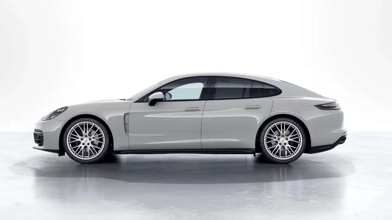 2022 Porsche Panamera - Image 13 of 31