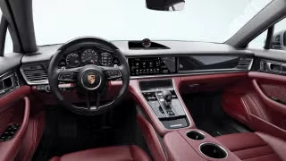 2022 Porsche Panamera - Image 26 of 31