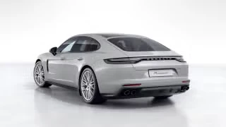 2022 Porsche Panamera - Image 18 of 31