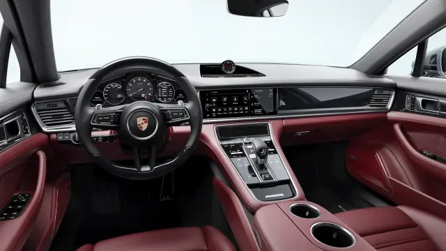 2022 Porsche Panamera - Image 31 of 31