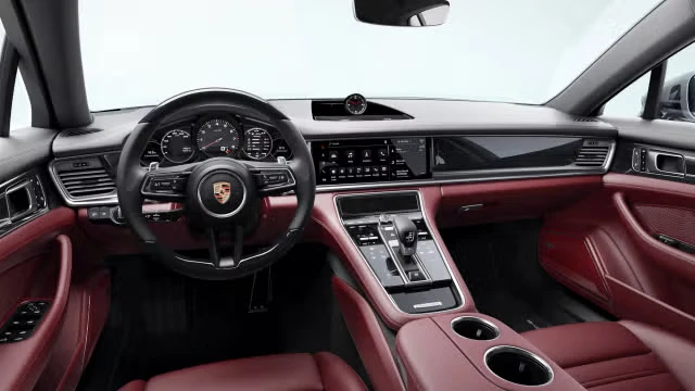 2022 Porsche Panamera - Image 27 of 31