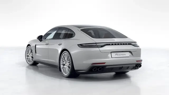 2022 Porsche Panamera - Image 23 of 31