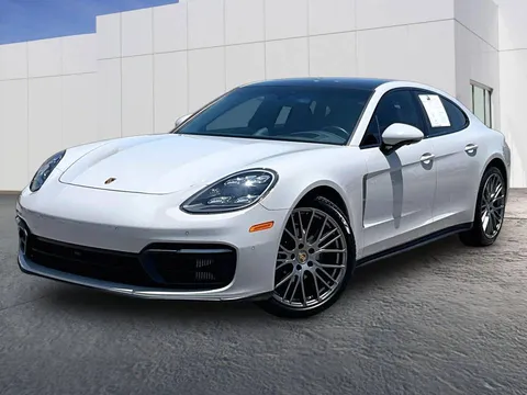 2022 Porsche Panamera 4 Platinum Edition