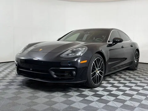 2022 Porsche Panamera 4 Platinum Edition