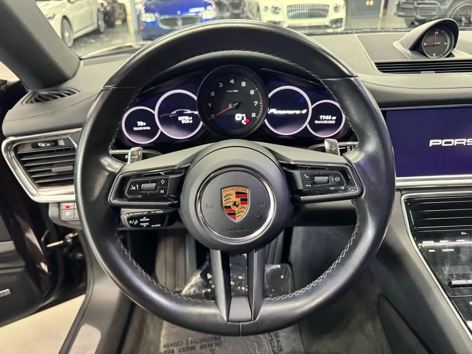 2022 Porsche 971 Panamera - Image 19 of 20