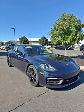 2022 Porsche Panamera 4 Sedan 4D