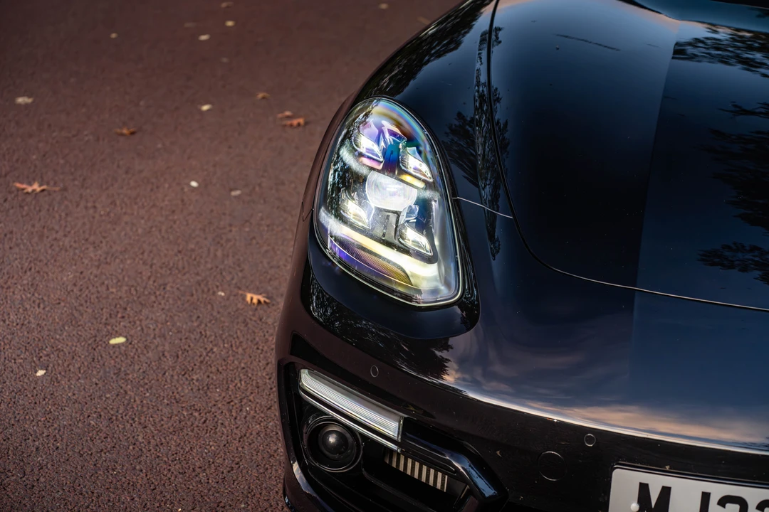2022 Porsche 970 Panamera S - Image 16 of 31