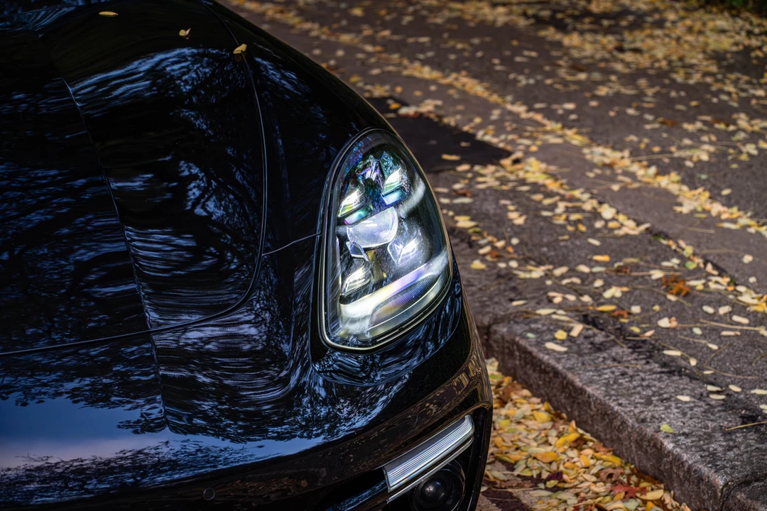 2022 Porsche 970 Panamera S - Image 17 of 31